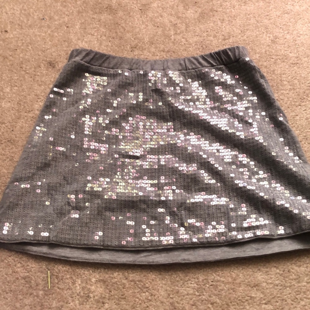 Girls Shiny silver skirt